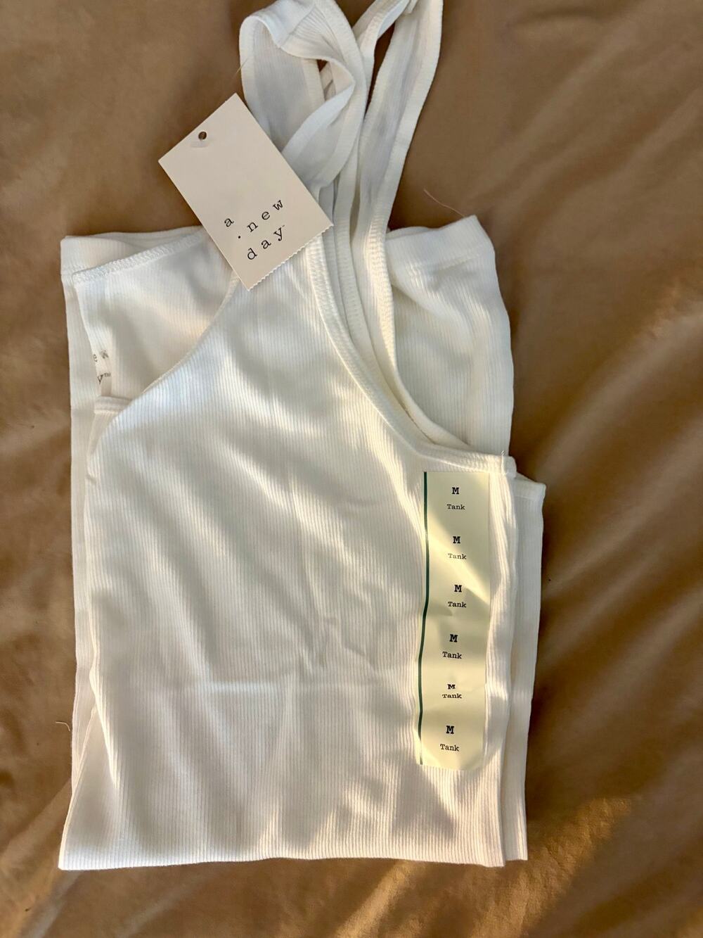 NWT a new day White Ribbed Tank Sz Medium